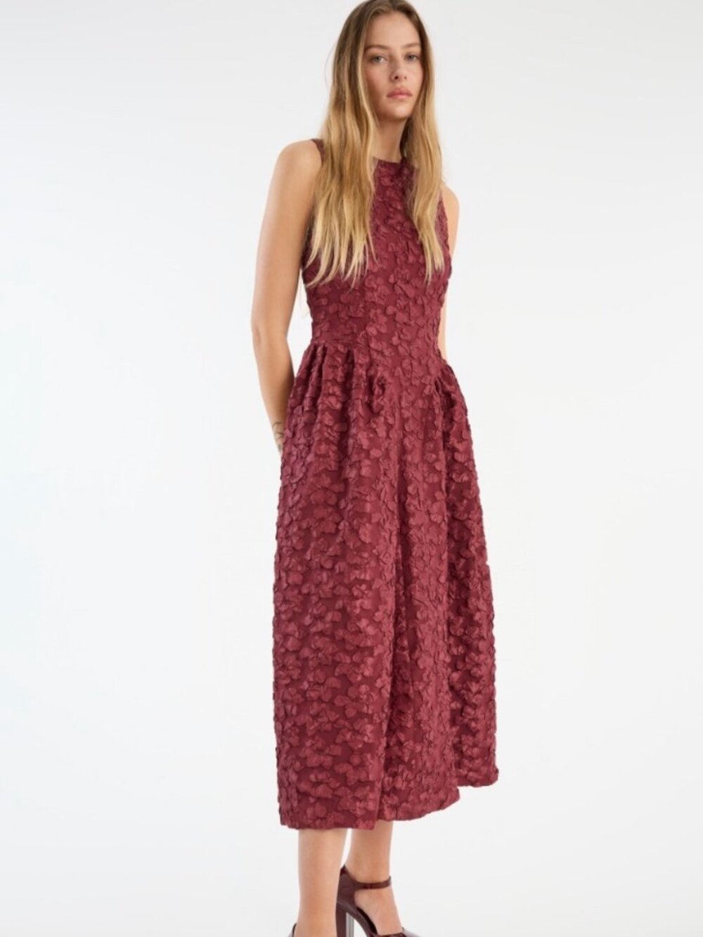 NWT Rotate Birger Christensen Burgundy Floral Jacquard Midi Dress. Size S